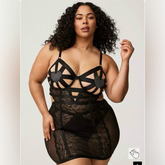 torrid Other - Torrid Diamanté Heart Open Cup Underwire Chemise in Rich Black-SOLD OUT ONLINE